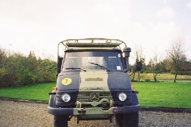 Mercedes unimog 2011 r #2
