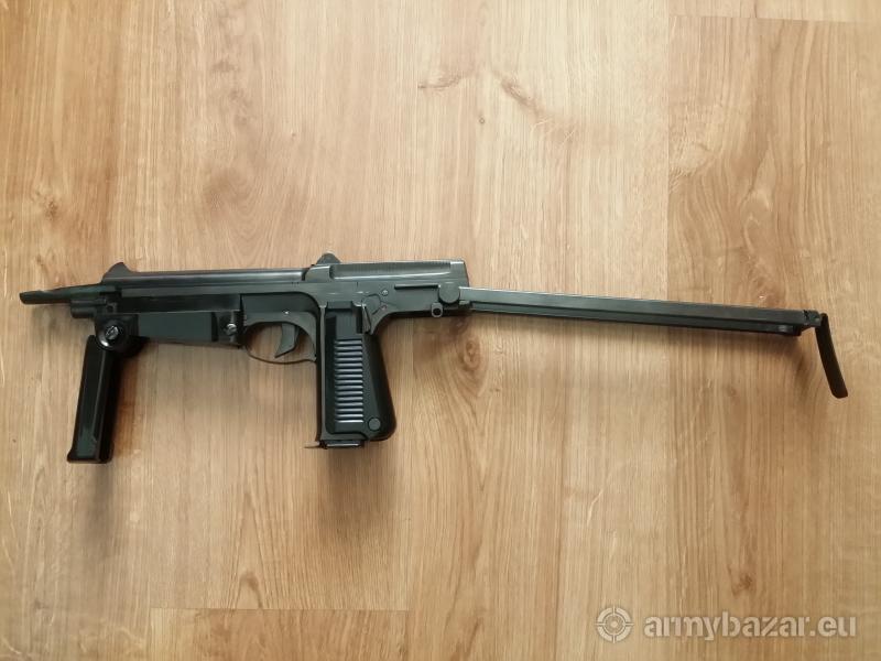 Pistolet PM 63 Rak