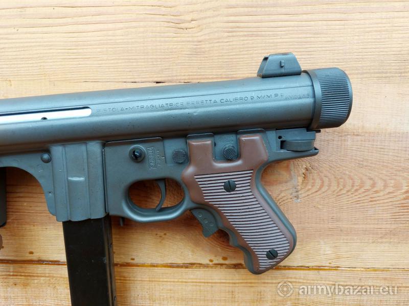 *890* Pistolet Beretta M12, kal. 9x19