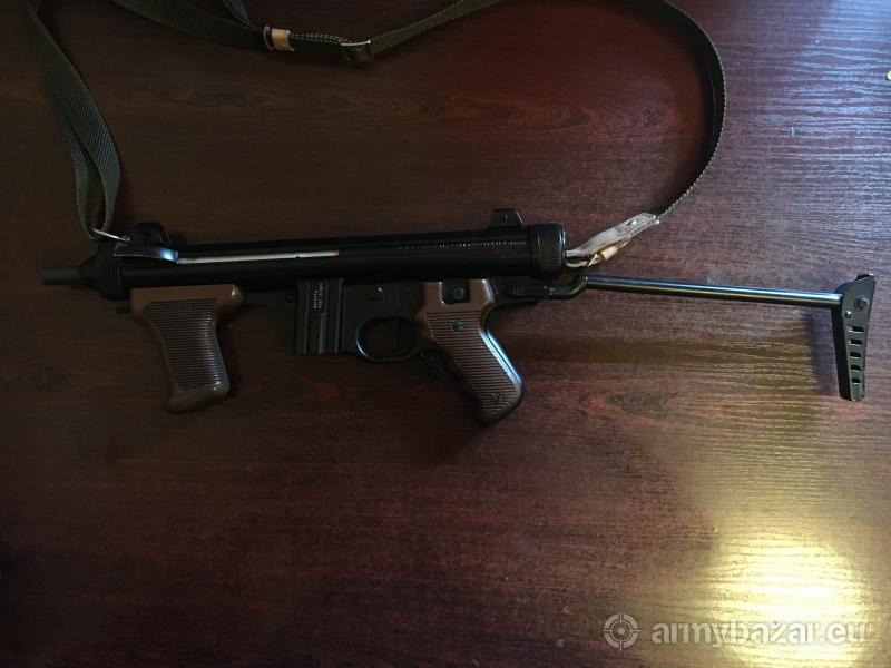Beretta M12